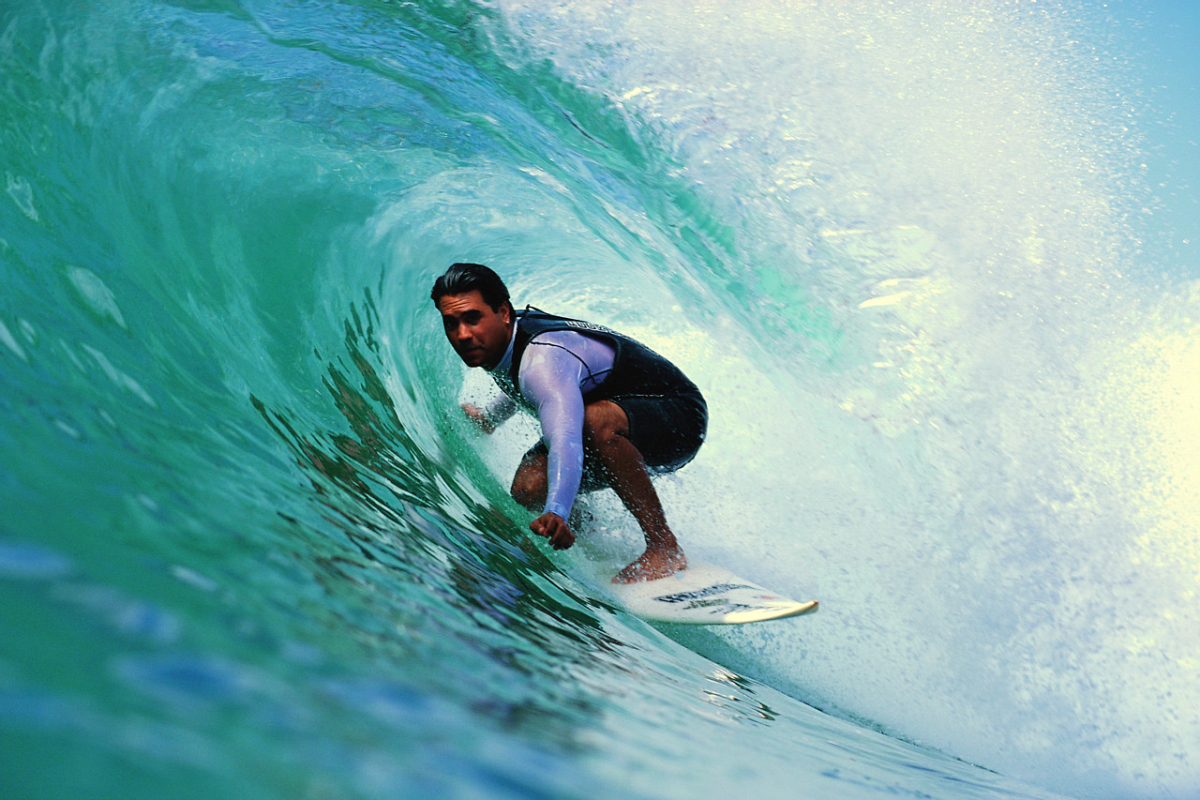 surfing-cremorne-point-hobart-tasmania-australia