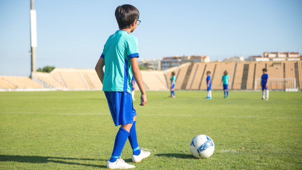 how-to-help-your-child-become-a-professional-soccer-player